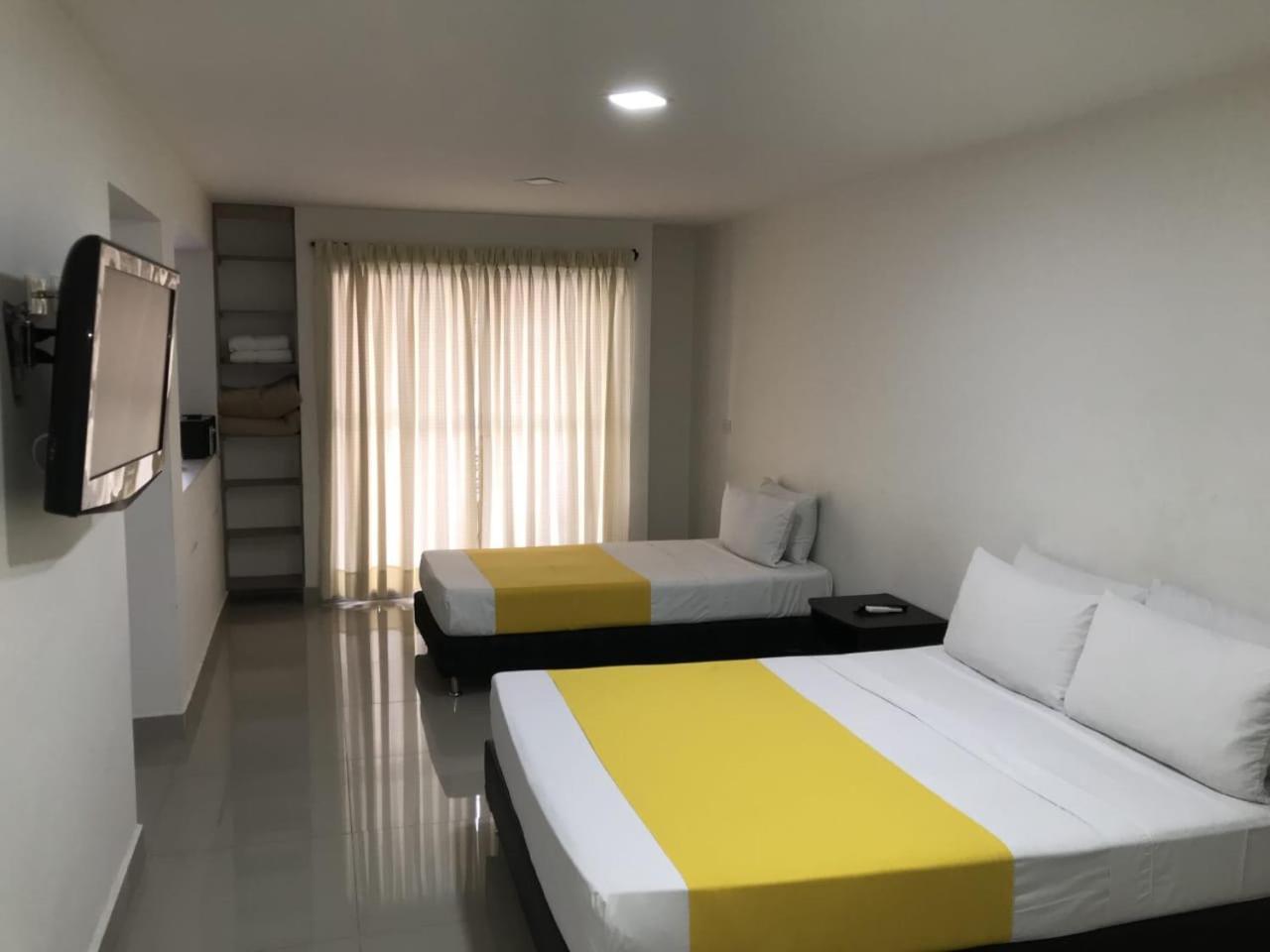 Apartaestudios Laureles Medellin Bagian luar foto