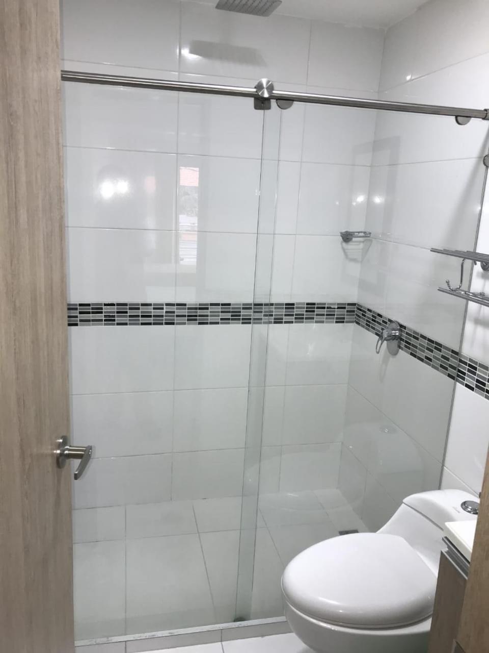 Apartaestudios Laureles Medellin Bagian luar foto